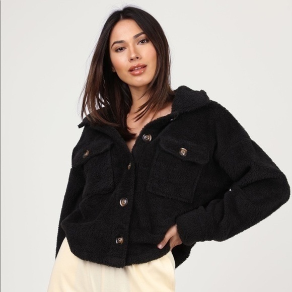 🆕Black button front soft fleece jacket. - Picture 3 of 6